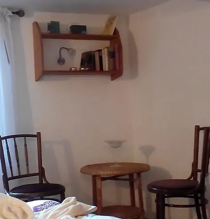 Kleines Winzerhäuschen Bremm